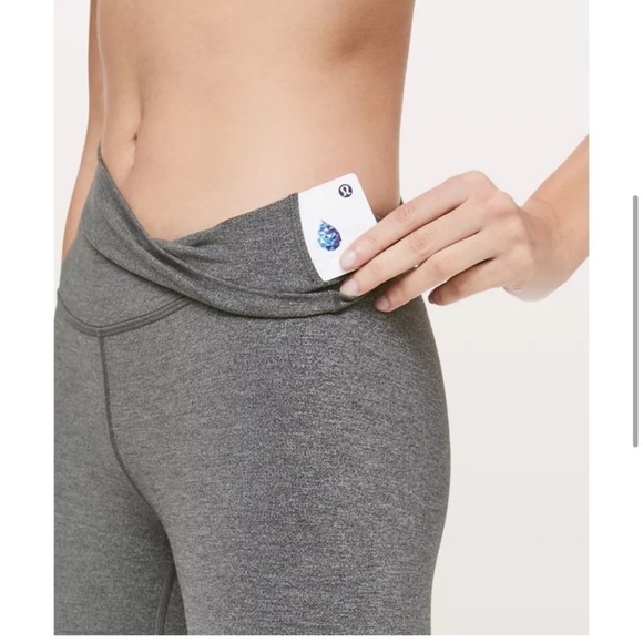 Lululemon Wunder Under Crop High-Rise Luxtreme Leggings 21” Size 2 - Picture 13 of 14